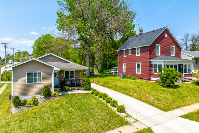 Updated ranches are a popular style of Cheatom Park home.