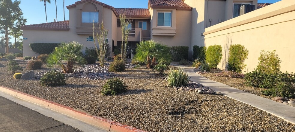 78129 Crimson Ct unit 129, La Quinta, CA 92253 - photo 1