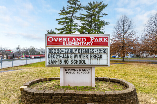 Overland Park Elementary School Bulldogs are a great group of students, staff, and parents.