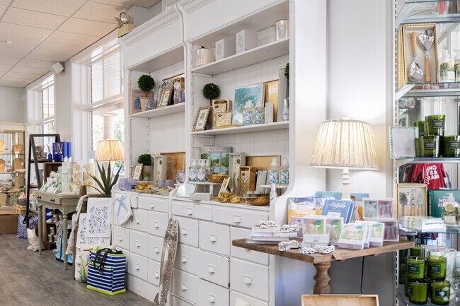 Skidaway Island residents can shop at Village Walk Pharmacy.