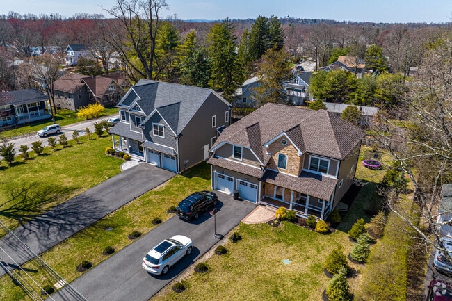 Residents can purchase large colonial homes in Livingston.