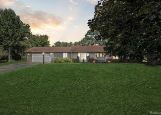 4140 Indian Camp Trail, Howell, MI 48855