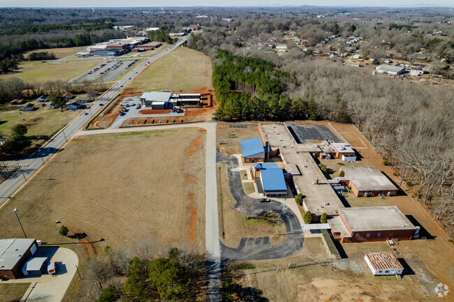 Alternative view of Alma Elementary School