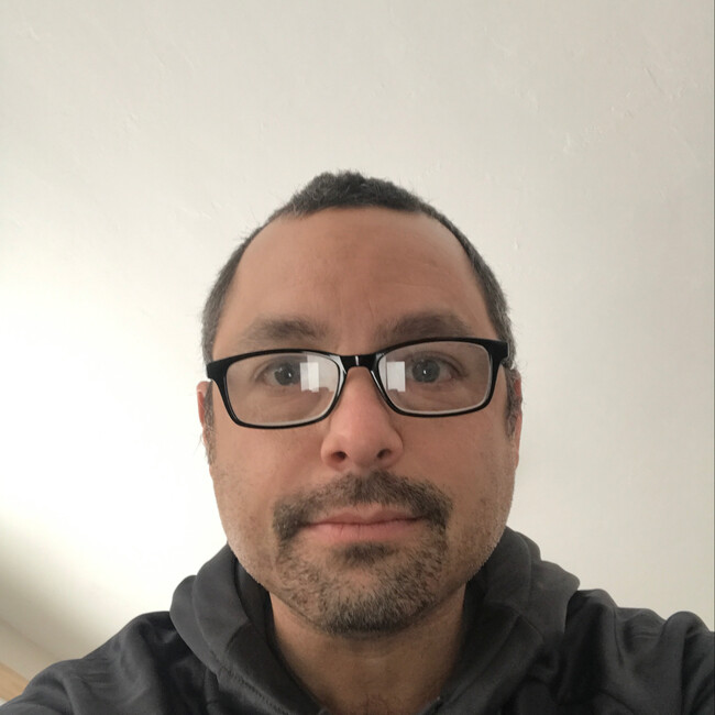 Agent Photo