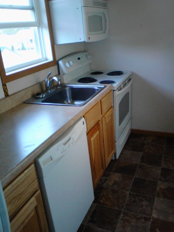 324 6th Ave SW Unit 6, Valley City, ND 58072