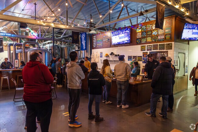 Los Angeles Ale Works near Del Aire serves locally brewed beers.