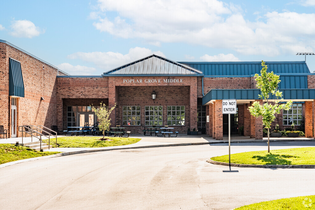 Welcome to Poplar Grove 5-8 serving students in Franklin, TN.