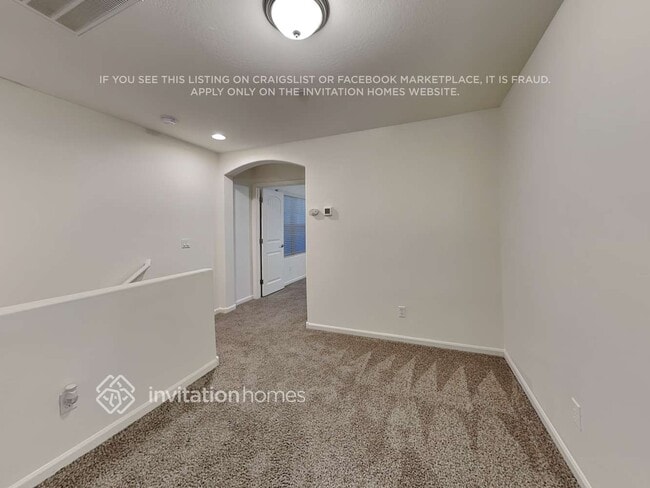 1389 S Moccasin Trail, Gilbert, AZ 85296 - photo 5