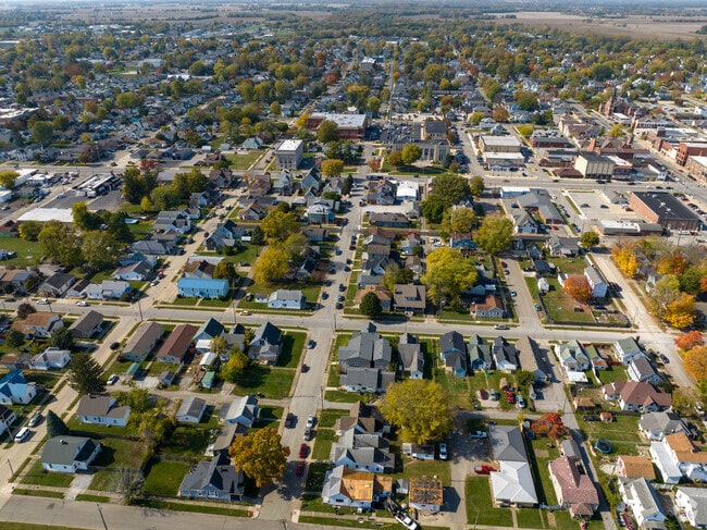 An aerial view showing some of Shelbyville's neighborhood streets.