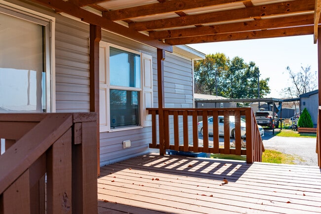 120A Parker Dr, Sanger, TX 76266 - photo 3