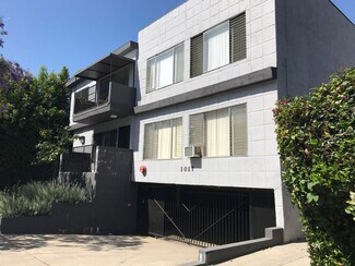 1017 N Spaulding Ave, West Hollywood, CA 90046
