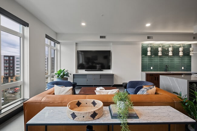 Tapestry, Seattle, WA 98122 - photo 4