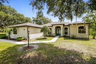 6034 Beechwood Dr, Dade City, FL 33523