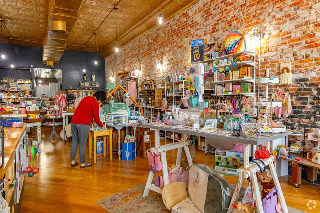 George + Maeve boutique offers gifts and clothing for women and children.