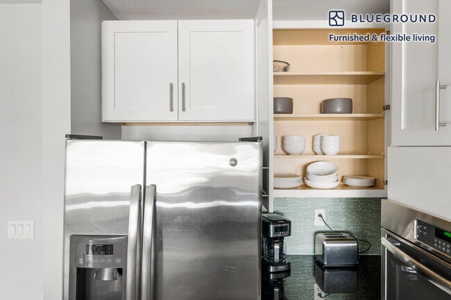 33 Rogers St unit FL2-ID1156, Cambridge, MA 02142 - photo 7