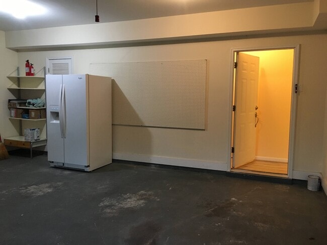 11080 Kimball Crest Dr, Alpharetta, GA 30022 - photo 6