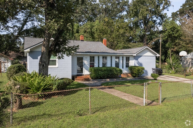 Bennett in North Charleston has stunning ranch style homes.