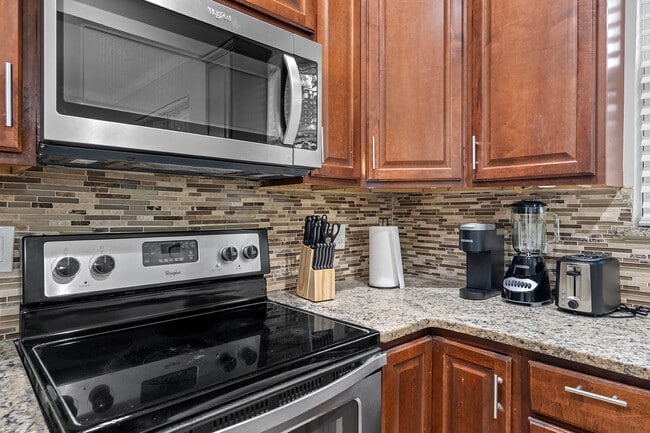 431 Arlington Rd N, Jacksonville, FL 32211 - photo 7