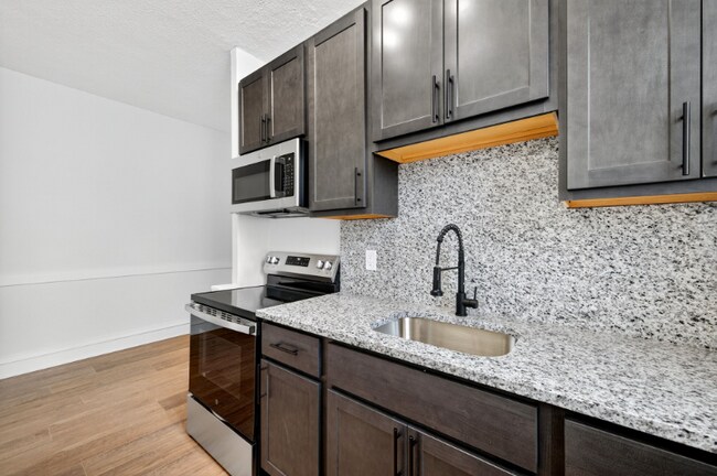 5803 S Kings Highway Blvd unit 1N, St. Louis, MO 63109 - photo 7