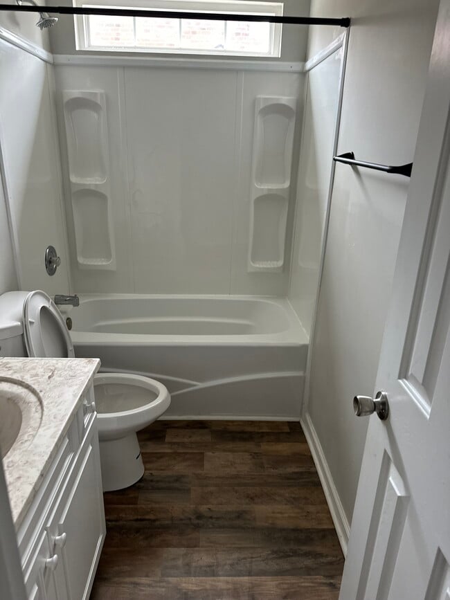 4340 W Horne Ave, Farmville, NC 27828 - photo 7