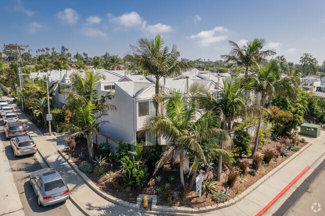 125 Hillcrest Drive, Encinitas, CA 92024 - photo 3