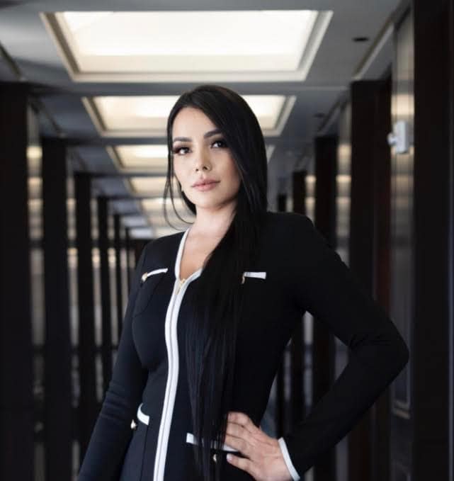 Agent Photo
