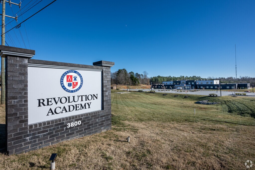 Revolution Academy has received an overall grade of A- from Niche.