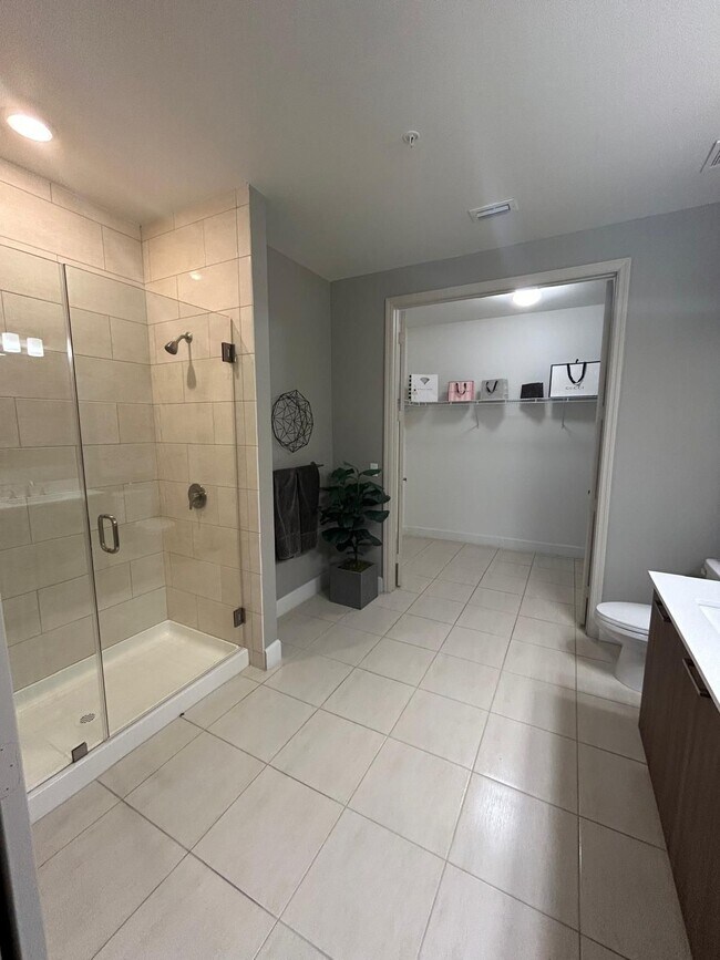 4797 NW 85th Ave unit A1, Miami, FL 33166 - photo 5