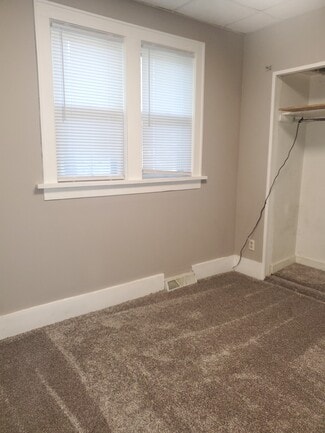 403 2nd St Unit 1, Jackson, MI 49201