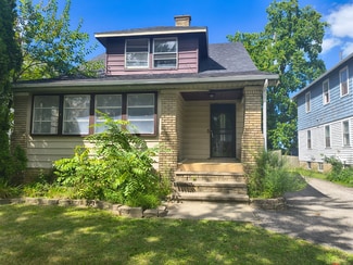 10401 Plymouth Ave, Garfield Heights, OH 44125
