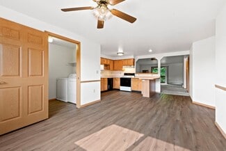 311 Laverne Dr, Green Bay, WI 54311