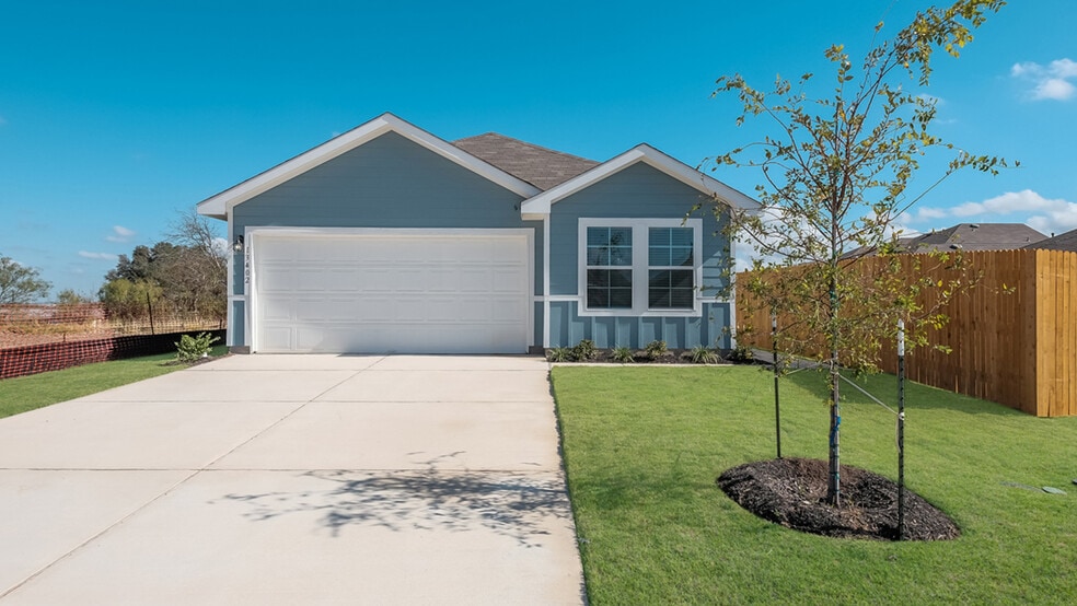 12202 Pike Bend, Mustang Ridge, TX 78610 - photo 1