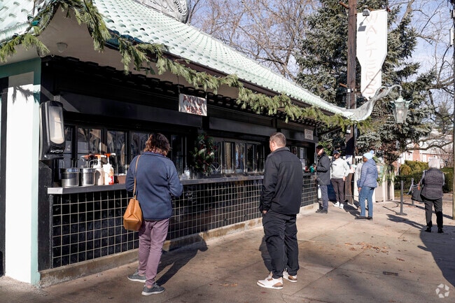Walter's Hot Dogs is a neighborhood staple of the Larchmont community.