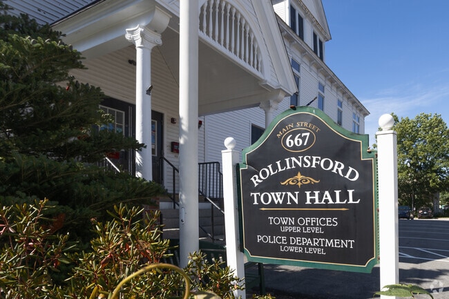 Come on in—Rollingsford is ready to welcome you with open arms.