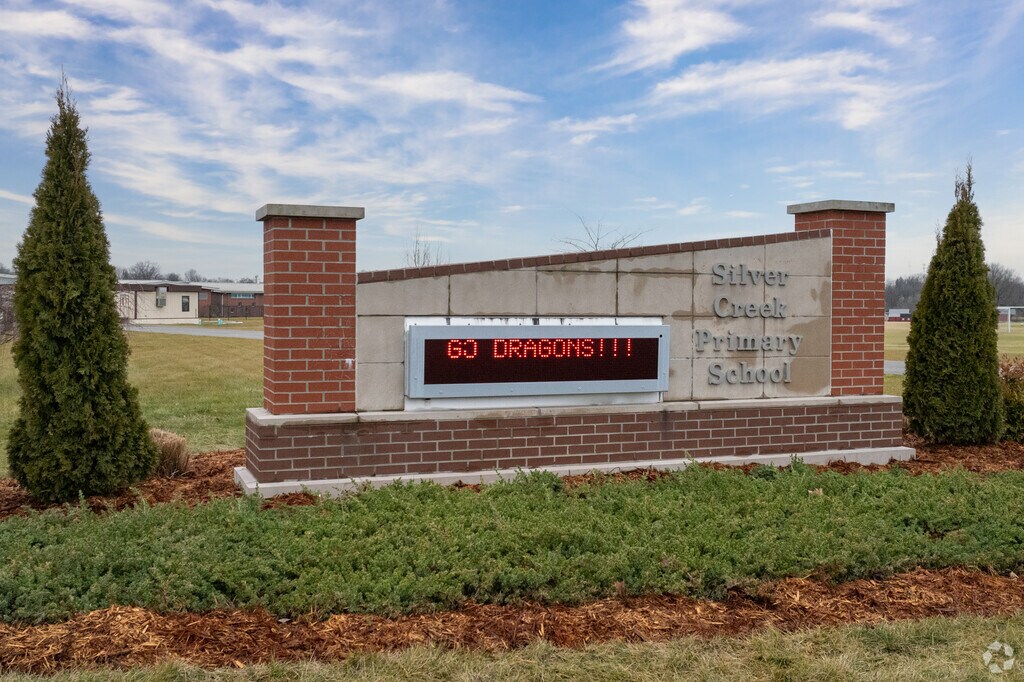 Silver Creek Primary School is a public school located in SELLERSBURG, IN.