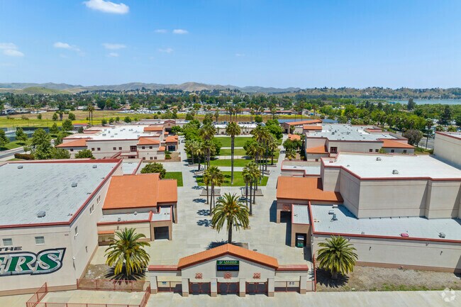 The sprawling campus at Lakeside High is close to Lake Elsinore.