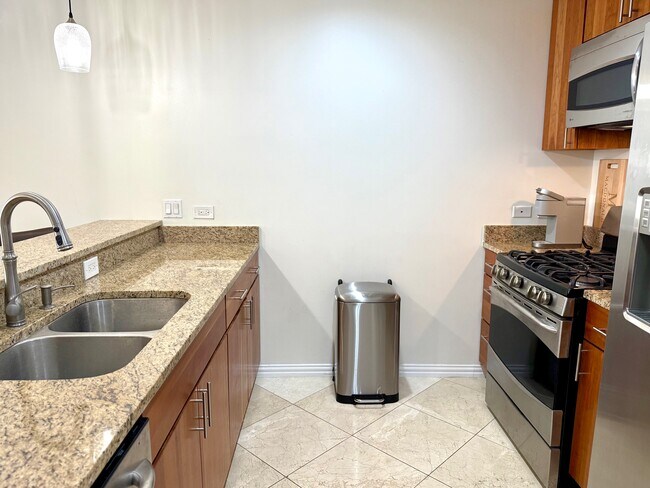 The Metropolitan unit The Metropolitan 26, Dallas, TX 75202 - photo 4