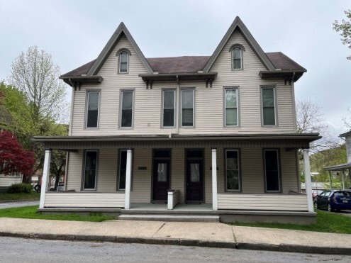 1008-1 Lincoln Ave unit 2, Tyrone, PA 16686 - photo 2