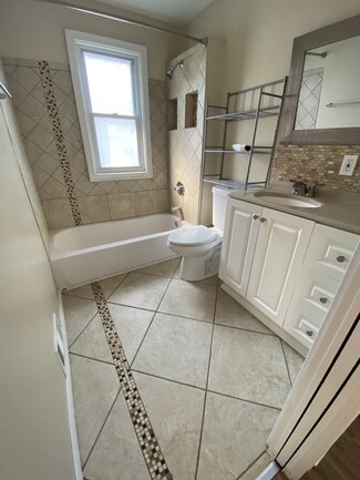 1087 E 177th St Unit UP, Cleveland, OH 44119