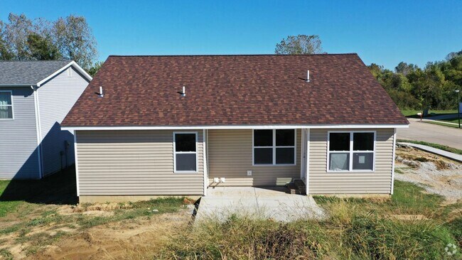 1402 Kweit Ln unit 38120820, Greenville, IL 62246 - photo 2