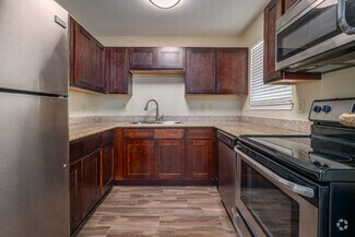 1109 W 25th St, Houston, TX 77008