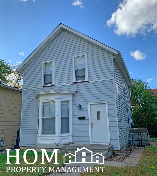 526 N 2nd St, Mankato, MN 56001
