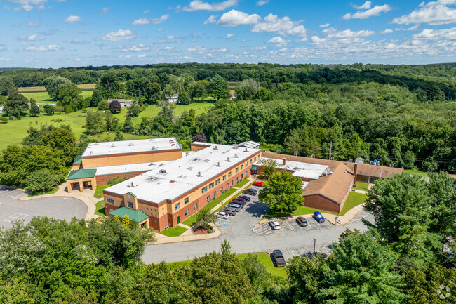 Franklin Elementary School is a public school in Franklin, CT serving students in grades PK-8.