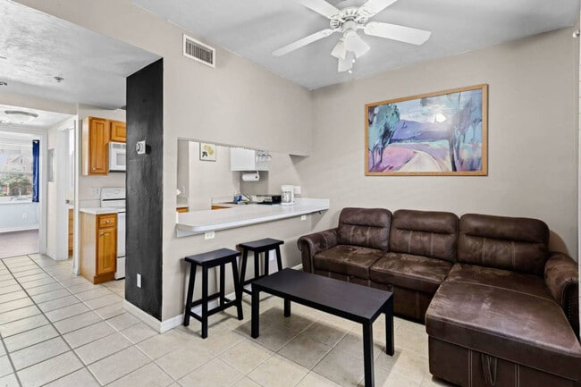1220 SW 1st Ave unit ID1359100P, Gainesville, FL 32601 - photo 3