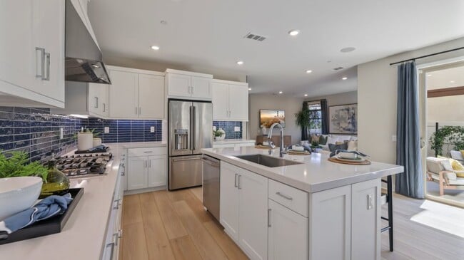 725 Guy Turner Dr, Camarillo, CA 93010 - photo 6