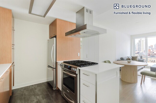 450 W 42nd St unit FL10-ID2157, New York, NY 10036 - photo 6