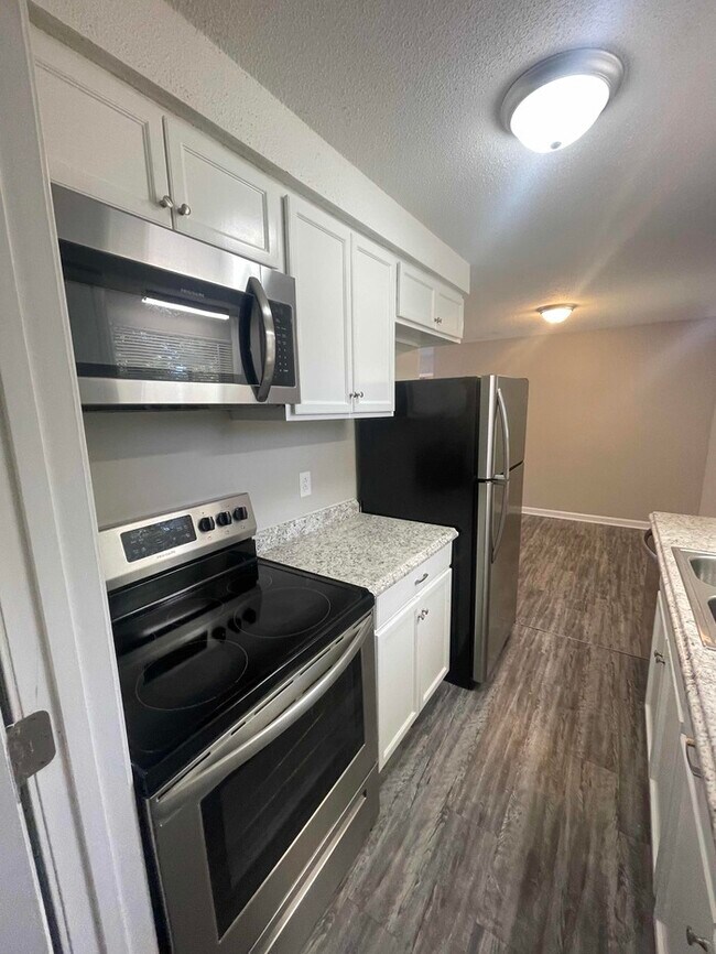 641 Miles Ct, Clarksville, TN 37042