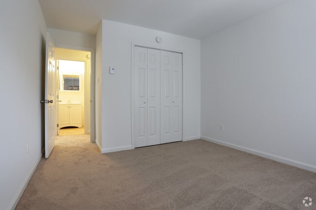 Center Point West, Bensalem, PA 19020 - photo 5
