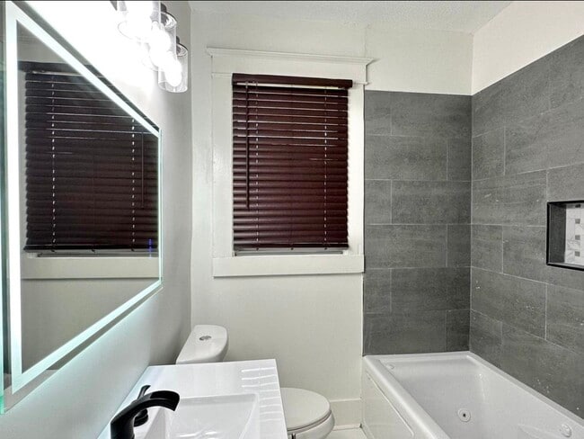 1151 Tanglewood St, Memphis, TN 38114 - photo 4