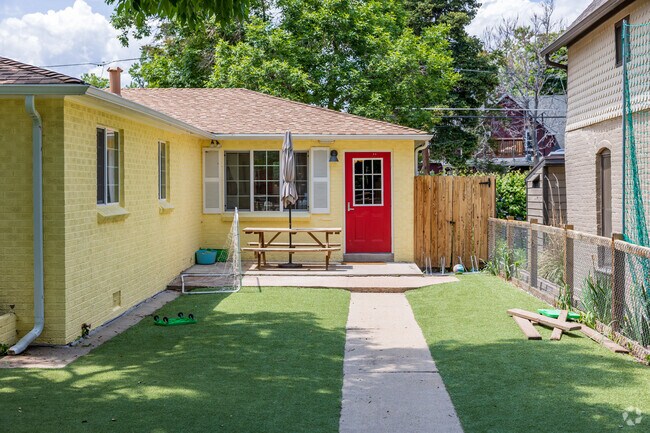 Highlands Micro School promotes problem solving and social skills.